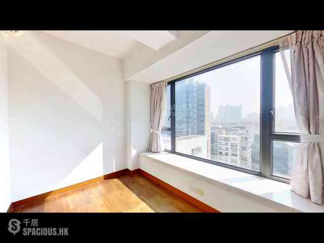 Kowloon Tong - The Ultimate 16