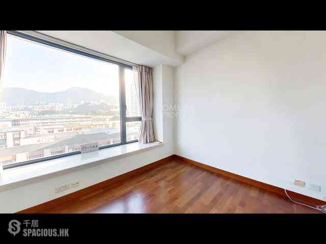Kowloon Tong - The Ultimate 21