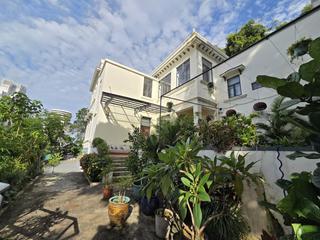 Mid Levels East - Caronia 04