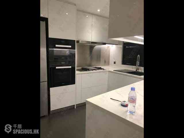Mid Levels Central - The Grand Panorama 04