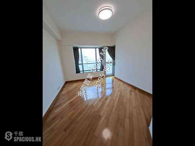 West Kowloon - Sorrento 07