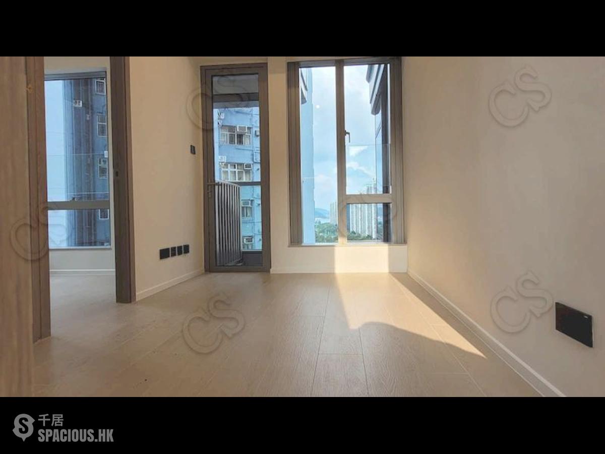 Quarry Bay - Finnie 01