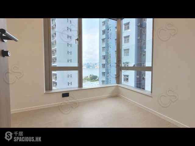 Quarry Bay - Finnie 06