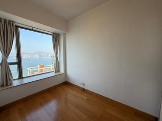 Sai Ying Pun - Island Crest Block 1 09