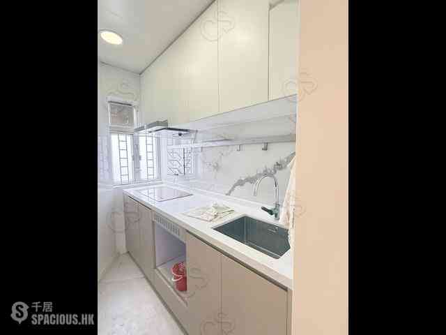 Quarry Bay - Kornhill Garden 01
