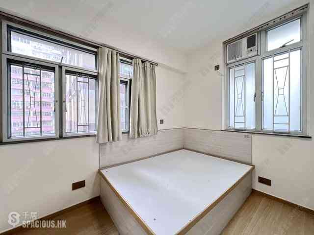 Wan Chai - Hay Wah Building 03