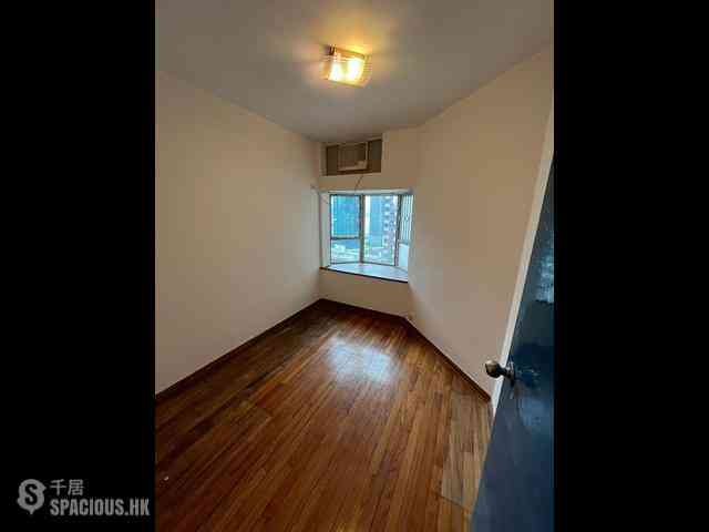 North Point - Island Place Block 1 08