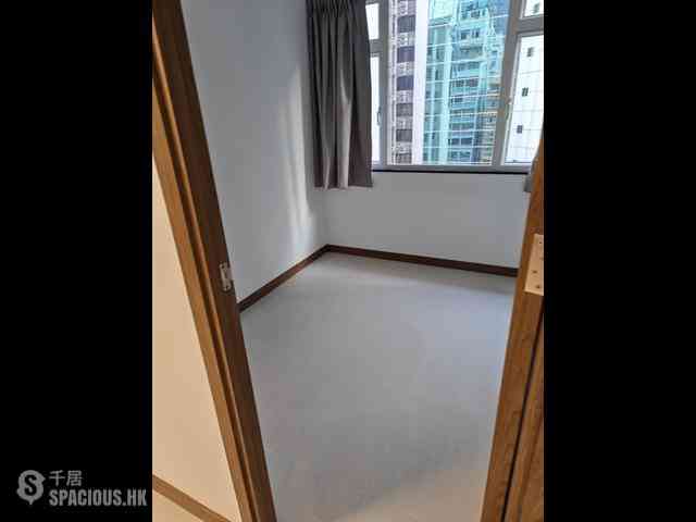 Wan Chai - Koon Mei Building 04