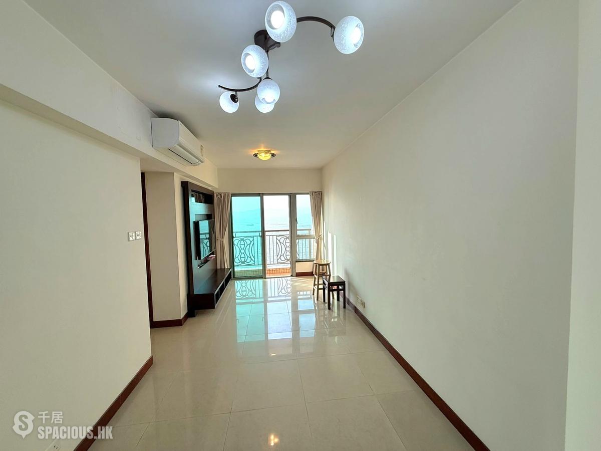Kennedy Town - The Merton Tower 1 01