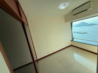 Kennedy Town - The Merton Tower 1 03