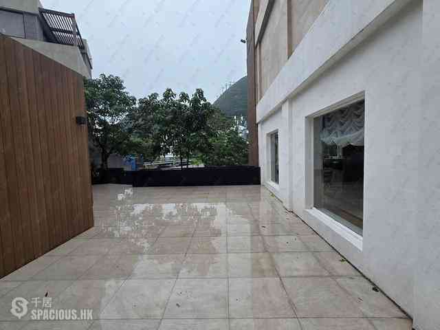 Wong Chuk Hang - Country Villa 16