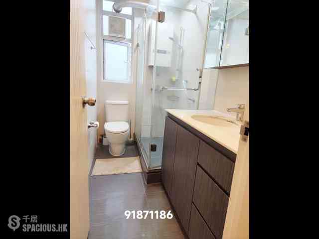 Mid Levels Central - Kings Court 11