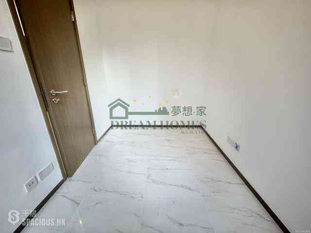 Wan Chai - One Wood Road 06