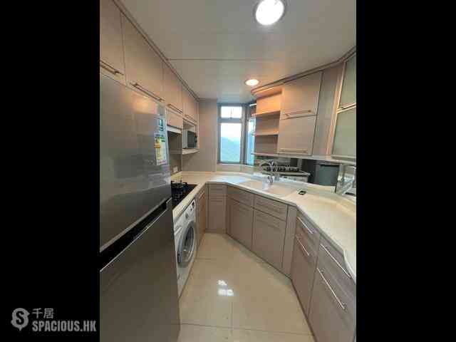 Tung Chung - Caribbean Coast Phase 3 Carmel Cove Lux Living (Tower 12) 02