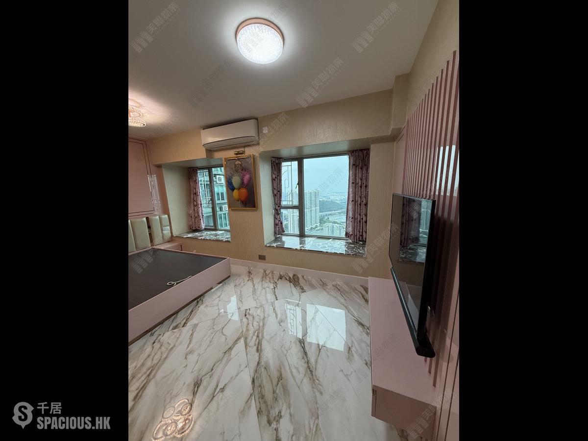 Tung Chung - Caribbean Coast Phase 3 Carmel Cove Tower 11 01