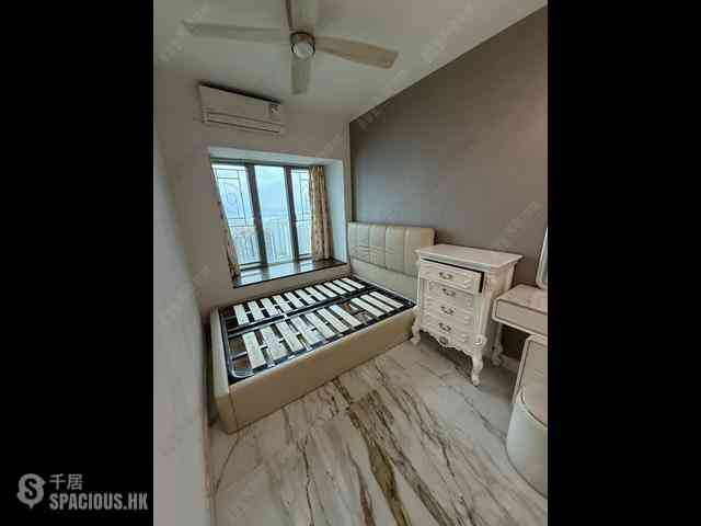 Tung Chung - Caribbean Coast Phase 3 Carmel Cove Tower 11 03
