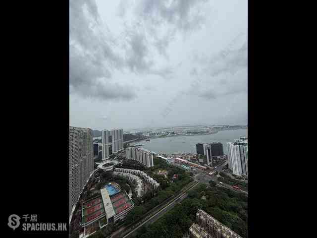 Tung Chung - Caribbean Coast Phase 3 Carmel Cove Tower 11 04
