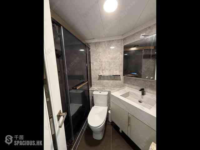 Tung Chung - Caribbean Coast Phase 3 Carmel Cove Tower 11 06