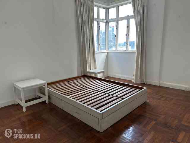 Mid Levels Central - Best View Court Block 68, Macdonnell Road 07