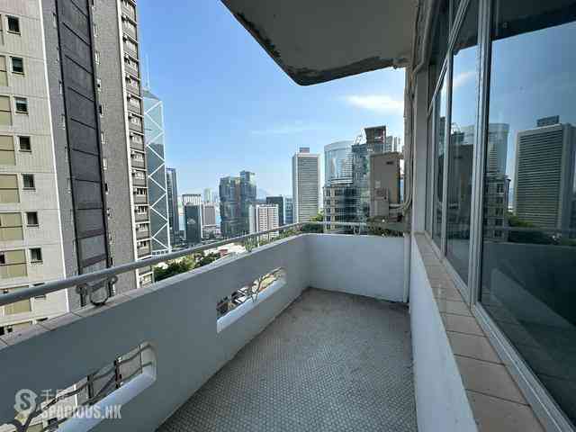 Mid Levels Central - Best View Court Block 68, Macdonnell Road 04