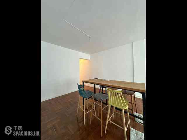Mid Levels Central - Best View Court Block 68, Macdonnell Road 14