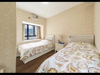 Happy Valley - The Broadville 06