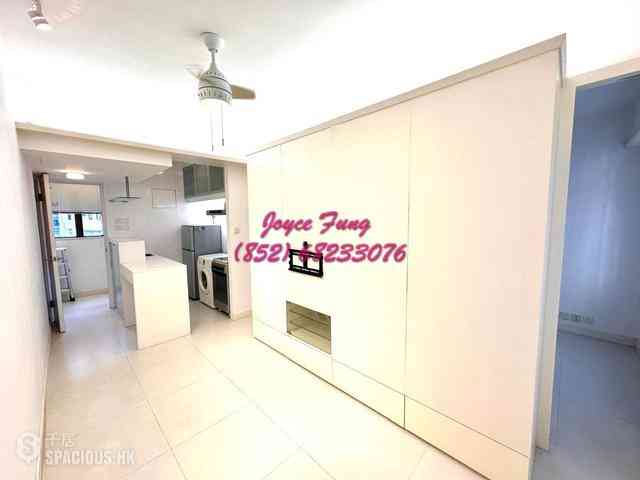 Mid Levels Central - Good View Court 09