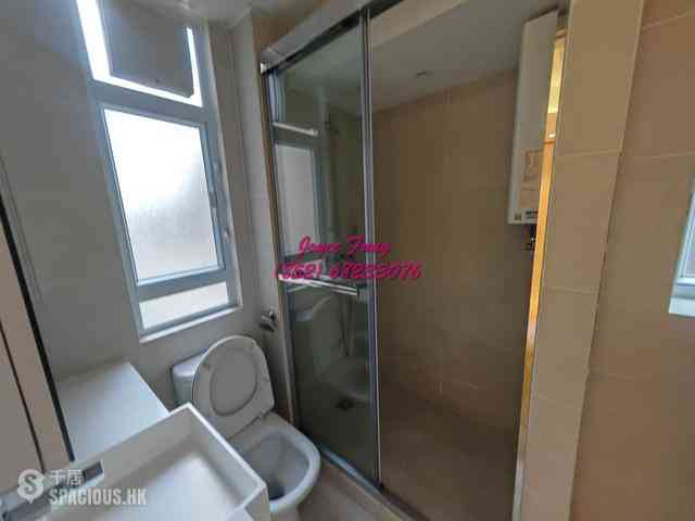 Mid Levels Central - Good View Court 01