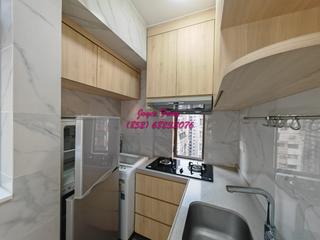 Mid Levels Central - Good View Court 04