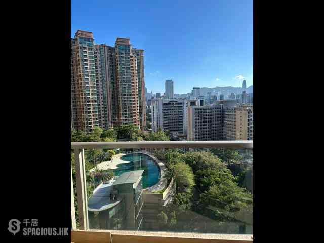 Yau Ma Tei - Parc Palais Block 9 01