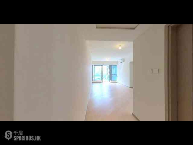 Wong Chuk Hang - The Southside Phase 1 Southland Tower 1B 01