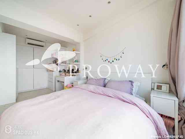 Causeway Bay - Hoi Deen Court 07