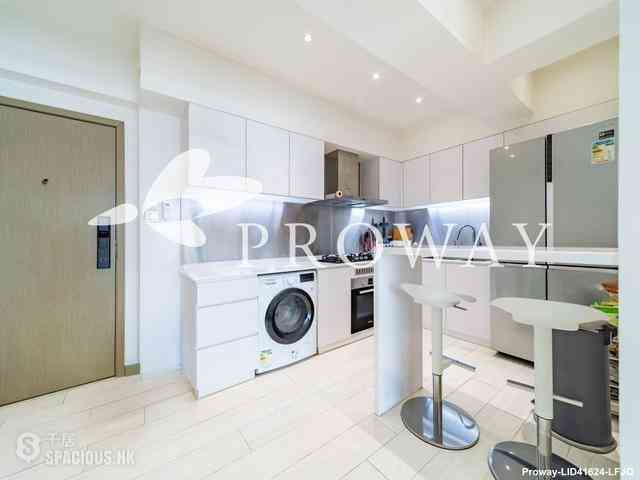 Causeway Bay - Hoi Deen Court 09