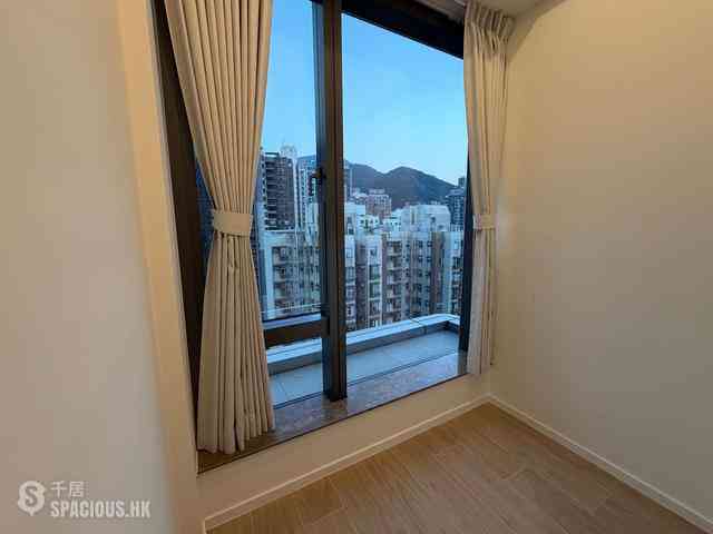 Sai Ying Pun - Des Voeux W Residence 09