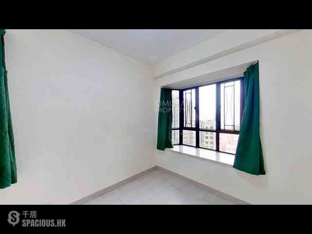 Sai Ying Pun - Kwong Fung Terrace 13