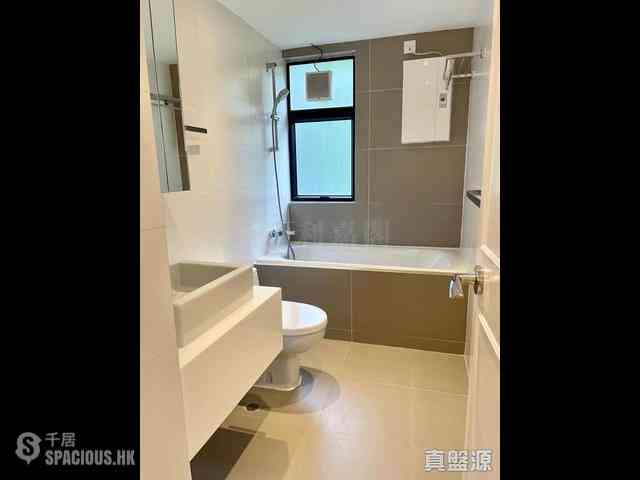 Repulse Bay - Grand Garden Block 3 10