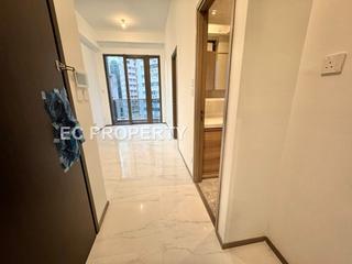 Wan Chai - One Wood Road 02