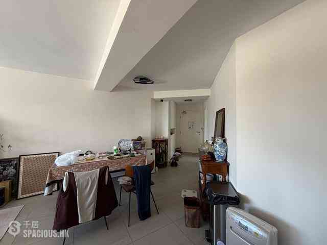 Stubbs Road - Crescent Heights 01