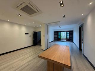 Happy Valley - 1-4, Briar Avenue 02