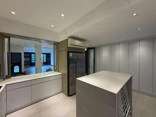 Happy Valley - 1-4, Briar Avenue 04