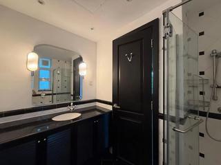 Happy Valley - 1-4, Briar Avenue 13