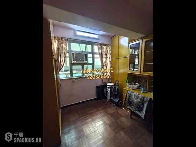 Tsim Sha Tsui - Fu Lam Building 02