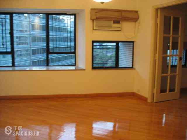 Mid Levels Central - Birchwood Place 01