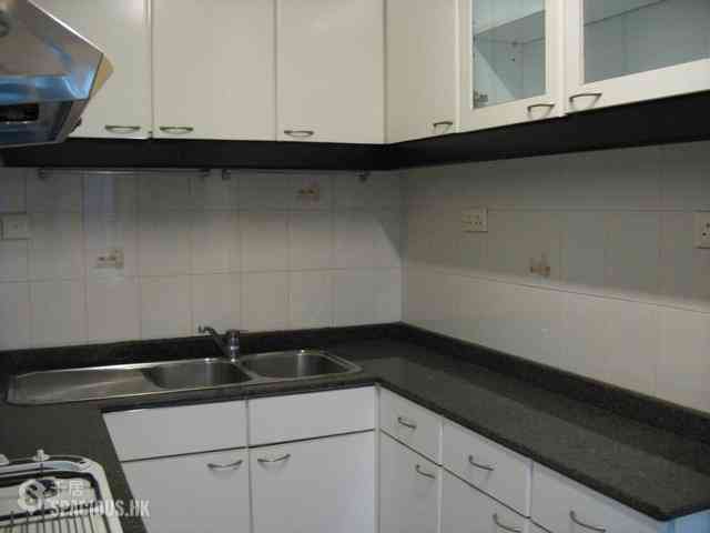 Mid Levels Central - Birchwood Place 03