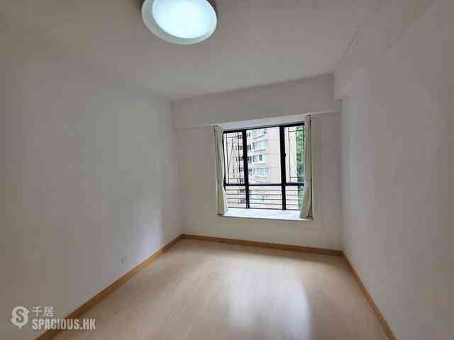Mid Levels Central - Clovelly Court Block 2 07