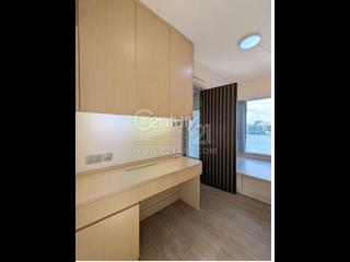 North Point - The Harbourside 08