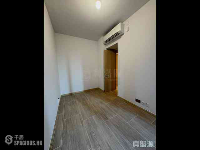 Wong Chuk Hang - The Southside Phase 4B 04