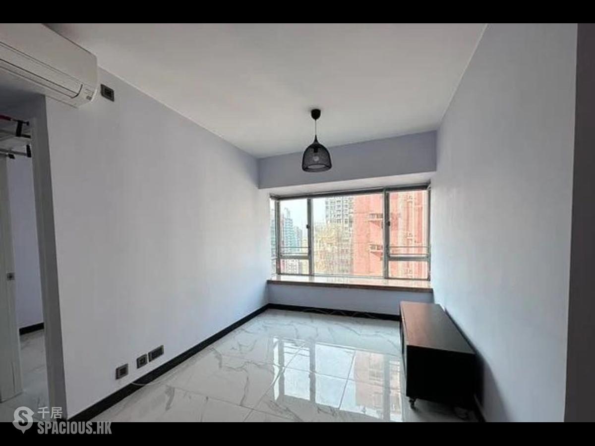 Sai Ying Pun - Ying Wa Court 01