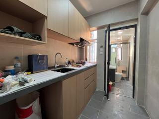 Sai Ying Pun - Tone Hing Building 07