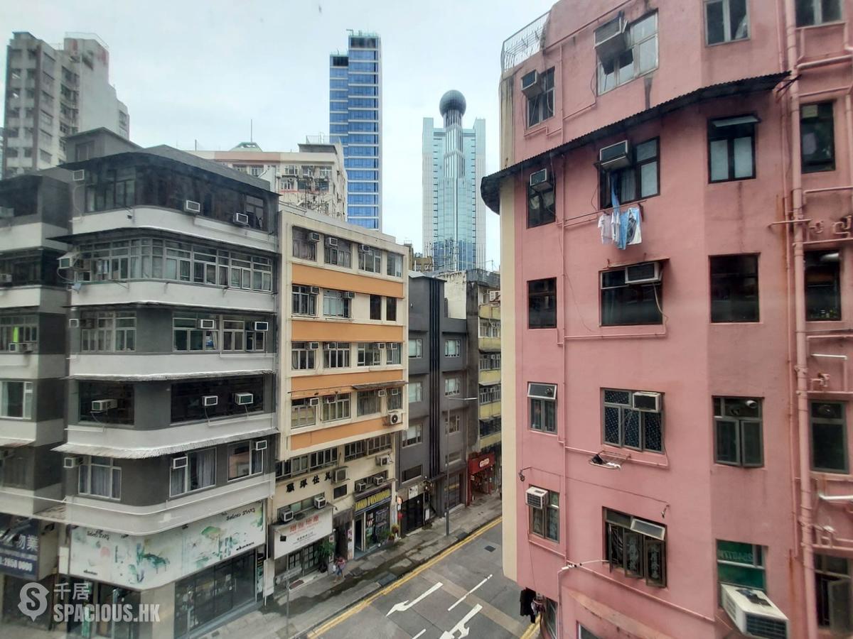 Sai Ying Pun - 16-20, Pok Fu Lam Road 01